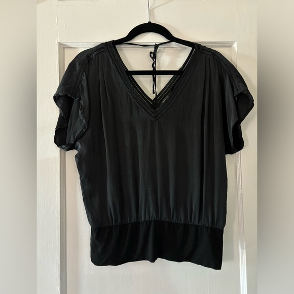 White House Black Market - Silk women’s XS  top blouse black Vneck boho - Picture 9 of 11